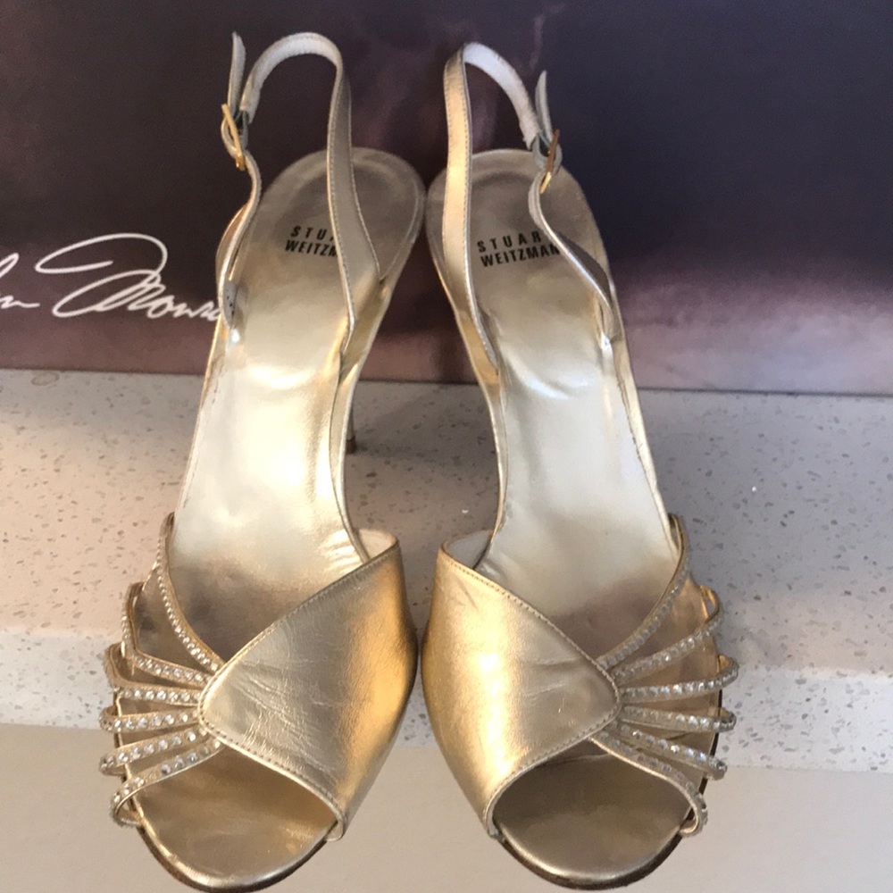 Stuart Weitzman Holiday Heels 👠 - Picture 2 of 8